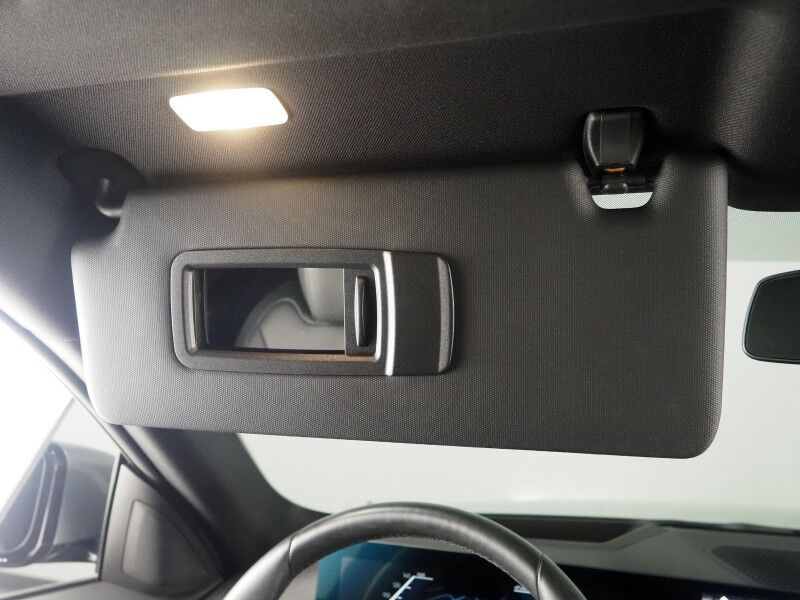2023 BMW i4 eDrive35 Gran Coupe *HEADS-UP DISPLAY, NAVIGATION, CURVED DISPLAY, SAFETY ALERTS, 360 CAMERAS, MOONROOF, HEATED SEATS/STEERING, COMFORT ACCESS, POWER LIFTGATE, 19 INCH WHEELS, WIRELESS CHARGING, ANDROID & APPLE Round Rock TX
