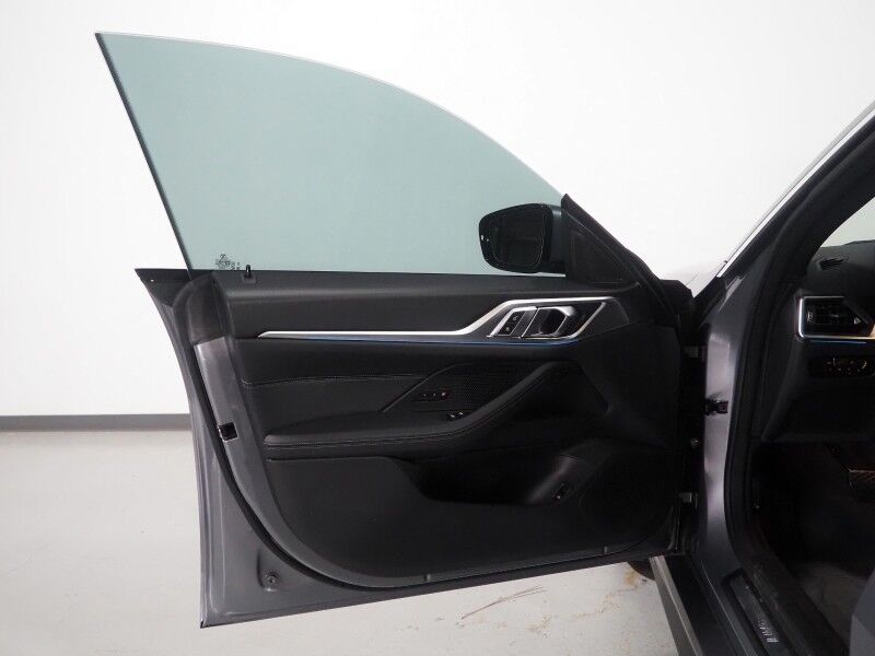 2023 BMW i4 eDrive35 Gran Coupe *HEADS-UP DISPLAY, NAVIGATION, CURVED DISPLAY, SAFETY ALERTS, 360 CAMERAS, MOONROOF, HEATED SEATS/STEERING, COMFORT ACCESS, POWER LIFTGATE, 19 INCH WHEELS, WIRELESS CHARGING, ANDROID & APPLE Round Rock TX