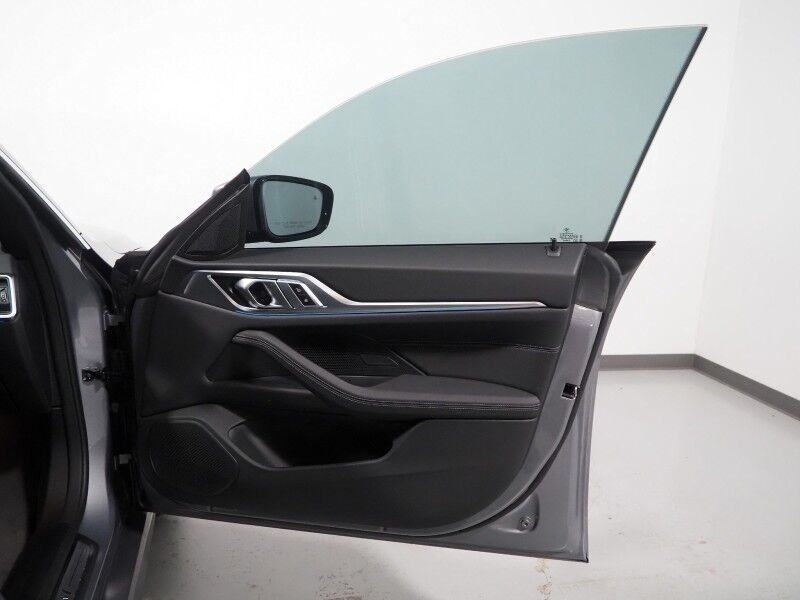 2023 BMW i4 eDrive35 Gran Coupe *HEADS-UP DISPLAY, NAVIGATION, CURVED DISPLAY, SAFETY ALERTS, 360 CAMERAS, MOONROOF, HEATED SEATS/STEERING, COMFORT ACCESS, POWER LIFTGATE, 19 INCH WHEELS, WIRELESS CHARGING, ANDROID & APPLE Round Rock TX