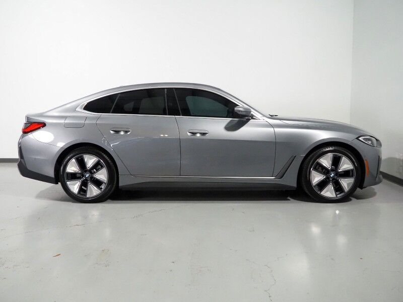 2023 BMW i4 eDrive35 Gran Coupe *HEADS-UP DISPLAY, NAVIGATION, CURVED DISPLAY, SAFETY ALERTS, 360 CAMERAS, MOONROOF, HEATED SEATS/STEERING, COMFORT ACCESS, POWER LIFTGATE, 19 INCH WHEELS, WIRELESS CHARGING, ANDROID & APPLE Round Rock TX
