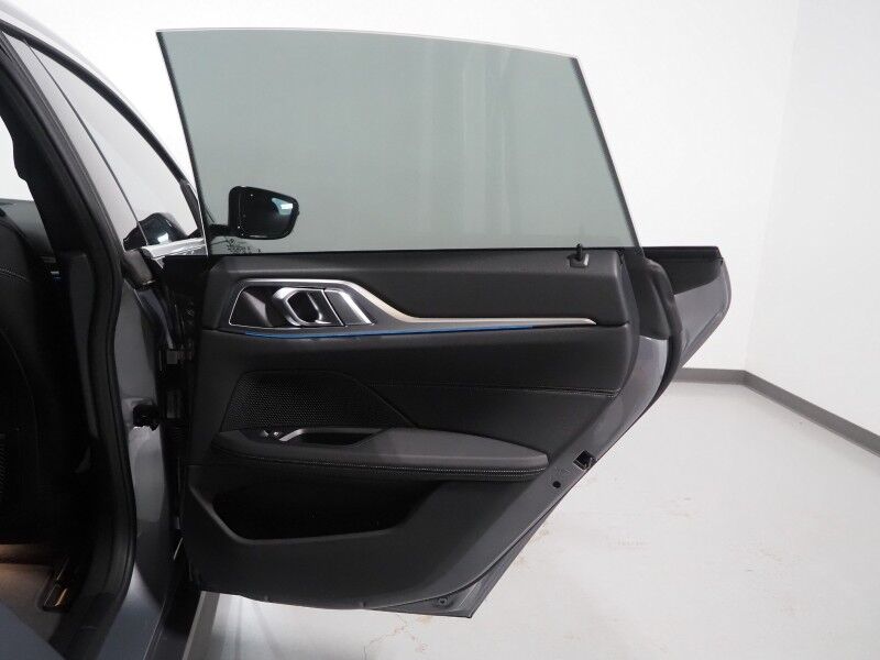 2023 BMW i4 eDrive35 Gran Coupe *HEADS-UP DISPLAY, NAVIGATION, CURVED DISPLAY, SAFETY ALERTS, 360 CAMERAS, MOONROOF, HEATED SEATS/STEERING, COMFORT ACCESS, POWER LIFTGATE, 19 INCH WHEELS, WIRELESS CHARGING, ANDROID & APPLE Round Rock TX