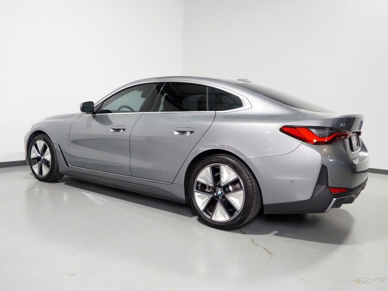 2023 BMW i4 eDrive35 Gran Coupe *HEADS-UP DISPLAY, NAVIGATION, CURVED DISPLAY, SAFETY ALERTS, 360 CAMERAS, MOONROOF, HEATED SEATS/STEERING, COMFORT ACCESS, POWER LIFTGATE, 19 INCH WHEELS, WIRELESS CHARGING, ANDROID & APPLE Round Rock TX