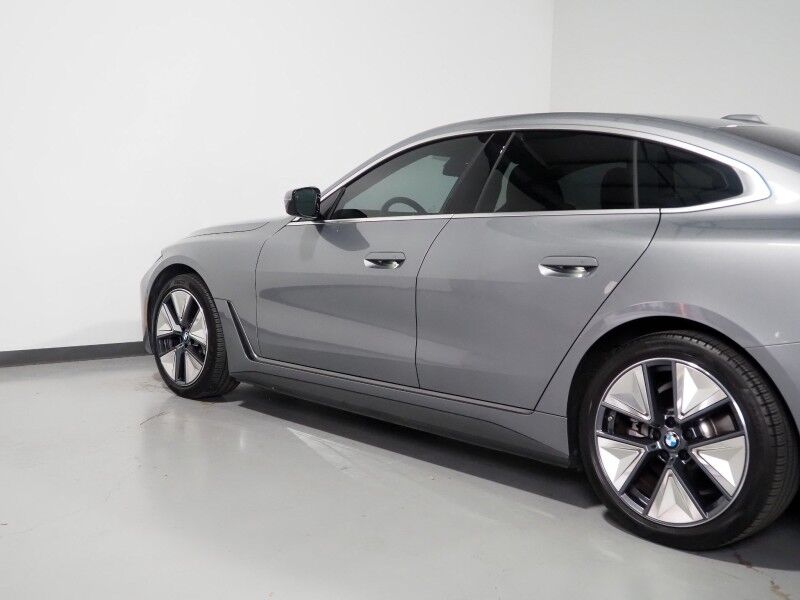 2023 BMW i4 eDrive35 Gran Coupe *HEADS-UP DISPLAY, NAVIGATION, CURVED DISPLAY, SAFETY ALERTS, 360 CAMERAS, MOONROOF, HEATED SEATS/STEERING, COMFORT ACCESS, POWER LIFTGATE, 19 INCH WHEELS, WIRELESS CHARGING, ANDROID & APPLE Round Rock TX