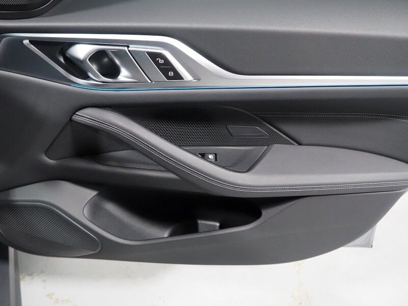 2023 BMW i4 eDrive35 Gran Coupe *HEADS-UP DISPLAY, NAVIGATION, CURVED DISPLAY, SAFETY ALERTS, 360 CAMERAS, MOONROOF, HEATED SEATS/STEERING, COMFORT ACCESS, POWER LIFTGATE, 19 INCH WHEELS, WIRELESS CHARGING, ANDROID & APPLE Round Rock TX