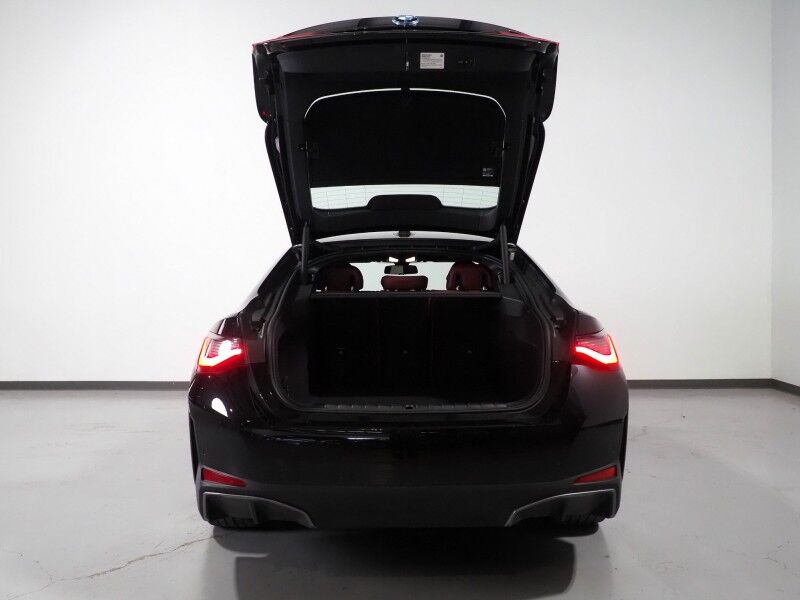 2023 BMW i4 eDrive35 Gran Coupe *HEADS-UP DISPLAY, NAVIGATION, CURVED DISPLAY, SAFETY ALERTS, 360 CAMERAS, MOONROOF, HEATED SEATS/STEERING, COMFORT ACCESS, POWER LIFTGATE, 19 INCH WHEELS, WIRELESS CHARGING, ANDROID & APPLE Round Rock TX