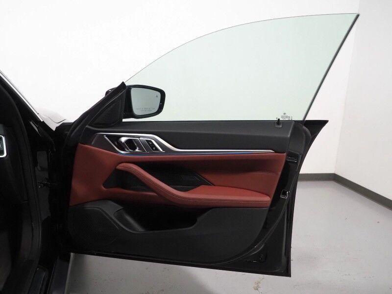 2023 BMW i4 eDrive35 Gran Coupe *HEADS-UP DISPLAY, NAVIGATION, CURVED DISPLAY, SAFETY ALERTS, 360 CAMERAS, MOONROOF, HEATED SEATS/STEERING, COMFORT ACCESS, POWER LIFTGATE, 19 INCH WHEELS, WIRELESS CHARGING, ANDROID & APPLE Round Rock TX