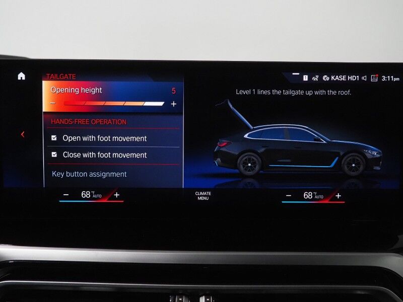 2023 BMW i4 eDrive35 Gran Coupe *HEADS-UP DISPLAY, NAVIGATION, CURVED DISPLAY, SAFETY ALERTS, 360 CAMERAS, MOONROOF, HEATED SEATS/STEERING, COMFORT ACCESS, POWER LIFTGATE, 19 INCH WHEELS, WIRELESS CHARGING, ANDROID & APPLE Round Rock TX