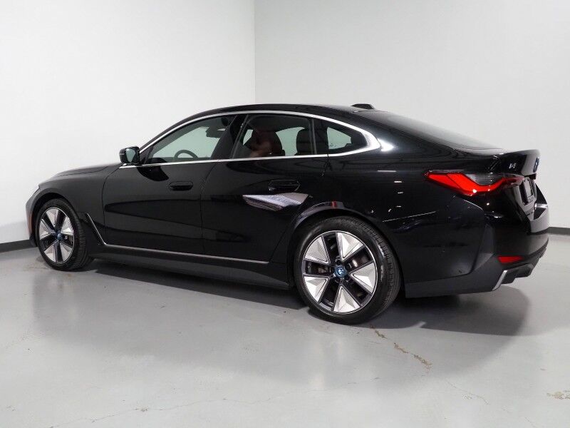 2023 BMW i4 eDrive35 Gran Coupe *HEADS-UP DISPLAY, NAVIGATION, CURVED DISPLAY, SAFETY ALERTS, 360 CAMERAS, MOONROOF, HEATED SEATS/STEERING, COMFORT ACCESS, POWER LIFTGATE, 19 INCH WHEELS, WIRELESS CHARGING, ANDROID & APPLE Round Rock TX