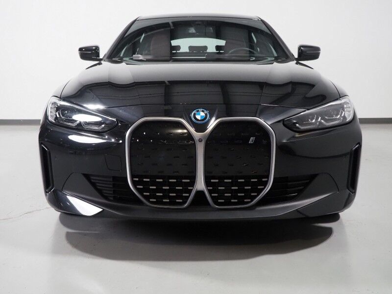2023 BMW i4 eDrive35 Gran Coupe *HEADS-UP DISPLAY, NAVIGATION, CURVED DISPLAY, SAFETY ALERTS, 360 CAMERAS, MOONROOF, HEATED SEATS/STEERING, COMFORT ACCESS, POWER LIFTGATE, 19 INCH WHEELS, WIRELESS CHARGING, ANDROID & APPLE Round Rock TX