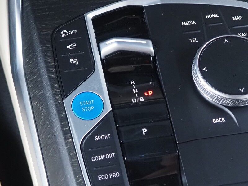 2023 BMW i4 eDrive35 Gran Coupe *HEADS-UP DISPLAY, NAVIGATION, CURVED DISPLAY, SAFETY ALERTS, 360 CAMERAS, MOONROOF, HEATED SEATS/STEERING, COMFORT ACCESS, POWER LIFTGATE, HARMAN/KARDON, ANDROID & APPLE Round Rock TX