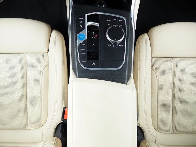 2023 BMW i4 eDrive35 Gran Coupe *HEADS-UP DISPLAY, NAVIGATION, CURVED DISPLAY, SAFETY ALERTS, 360 CAMERAS, MOONROOF, HEATED SEATS/STEERING, COMFORT ACCESS, POWER LIFTGATE, HARMAN/KARDON, ANDROID & APPLE Round Rock TX