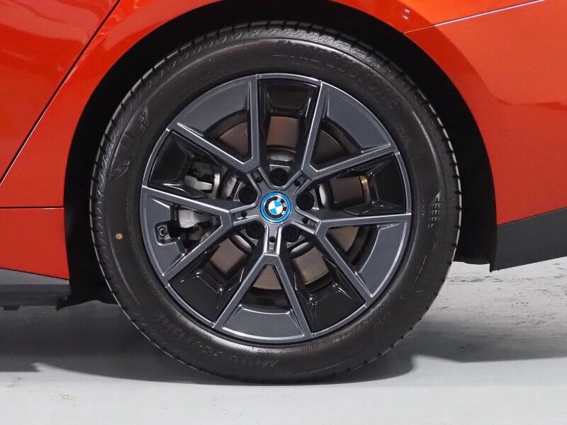 2023 BMW i4 eDrive35 Gran Coupe *HEADS-UP DISPLAY, NAVIGATION, CURVED DISPLAY, SAFETY ALERTS, 360 CAMERAS, MOONROOF, HEATED SEATS/STEERING, COMFORT ACCESS, POWER LIFTGATE, HARMAN/KARDON, ANDROID & APPLE Round Rock TX