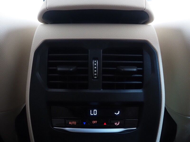 2023 BMW i4 eDrive35 Gran Coupe *HEADS-UP DISPLAY, NAVIGATION, CURVED DISPLAY, SAFETY ALERTS, 360 CAMERAS, MOONROOF, HEATED SEATS/STEERING, COMFORT ACCESS, POWER LIFTGATE, HARMAN/KARDON, ANDROID & APPLE Round Rock TX