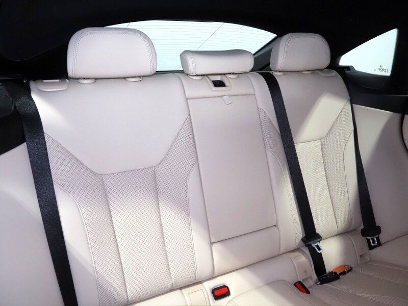 2023 BMW i4 eDrive35 Gran Coupe *HEADS-UP DISPLAY, NAVIGATION, CURVED DISPLAY, SAFETY ALERTS, 360 CAMERAS, MOONROOF, HEATED SEATS/STEERING, COMFORT ACCESS, POWER LIFTGATE, HARMAN/KARDON, ANDROID & APPLE Round Rock TX