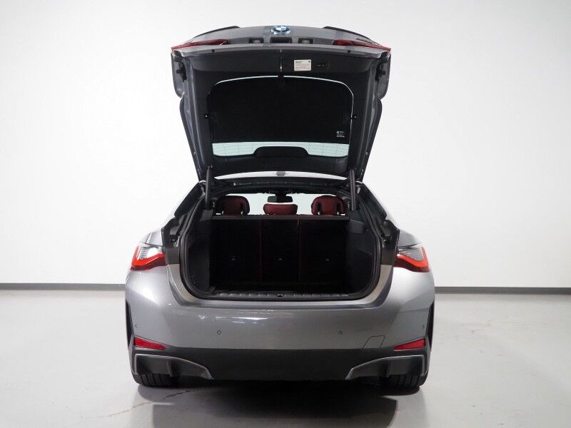 2023 BMW i4 eDrive35 Gran Coupe *HEADS-UP DISPLAY, NAVIGATION, CURVED DISPLAY, SAFETY ALERTS, 360 CAMERAS, MOONROOF, LEATHER, HEATED SEATS/STEERING, COMFORT ACCESS, 19 INCH WHEELS, HARMAN/KARDON, WIRELESS CHARGING, ANDROID & APPLE Round Rock TX