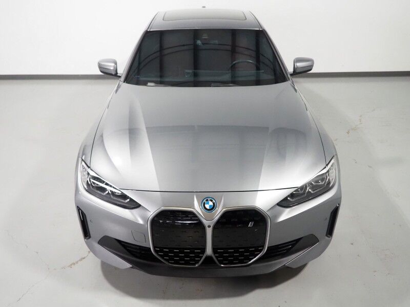 2023 BMW i4 eDrive35 Gran Coupe *HEADS-UP DISPLAY, NAVIGATION, CURVED DISPLAY, SAFETY ALERTS, 360 CAMERAS, MOONROOF, LEATHER, HEATED SEATS/STEERING, COMFORT ACCESS, 19 INCH WHEELS, HARMAN/KARDON, WIRELESS CHARGING, ANDROID & APPLE Round Rock TX
