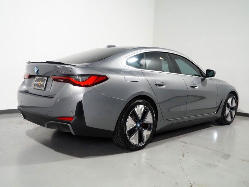 2023 BMW i4 eDrive35 Gran Coupe *HEADS-UP DISPLAY, NAVIGATION, CURVED DISPLAY, SAFETY ALERTS, 360 CAMERAS, MOONROOF, LEATHER, HEATED SEATS/STEERING, COMFORT ACCESS, 19 INCH WHEELS, HARMAN/KARDON, WIRELESS CHARGING, ANDROID & APPLE Round Rock TX