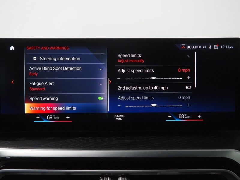 2023 BMW i4 eDrive35 Gran Coupe *HEADS-UP DISPLAY, NAVIGATION, CURVED DISPLAY, SAFETY ALERTS, 360 CAMERAS, MOONROOF, LEATHER, HEATED SEATS/STEERING, COMFORT ACCESS, 19 INCH WHEELS, HARMAN/KARDON, WIRELESS CHARGING, ANDROID & APPLE Round Rock TX