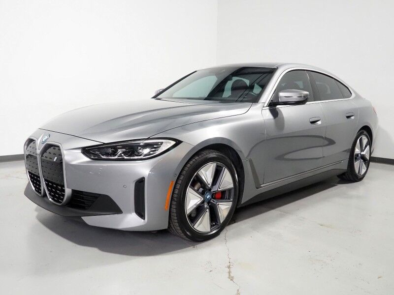 2023 BMW i4 eDrive35 Gran Coupe *HEADS-UP DISPLAY, NAVIGATION, CURVED DISPLAY, SAFETY ALERTS, 360 CAMERAS, MOONROOF, LEATHER, HEATED SEATS/STEERING, COMFORT ACCESS, 19 INCH WHEELS, HARMAN/KARDON, WIRELESS CHARGING, ANDROID & APPLE Round Rock TX