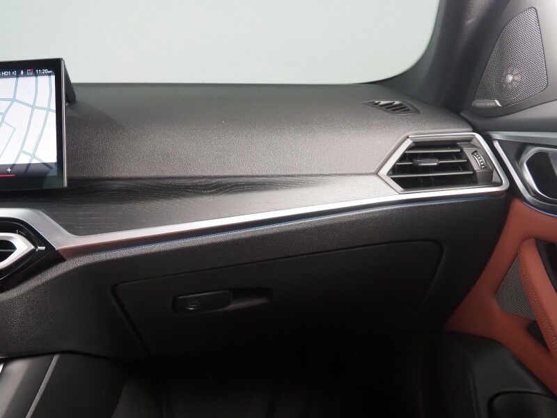 2023 BMW i4 eDrive35 Gran Coupe *HEADS-UP DISPLAY, NAVIGATION, CURVED DISPLAY, SAFETY ALERTS, 360 CAMERAS, MOONROOF, LEATHER, HEATED SEATS/STEERING, COMFORT ACCESS, 19 INCH WHEELS, HARMAN/KARDON, WIRELESS CHARGING, ANDROID & APPLE Round Rock TX