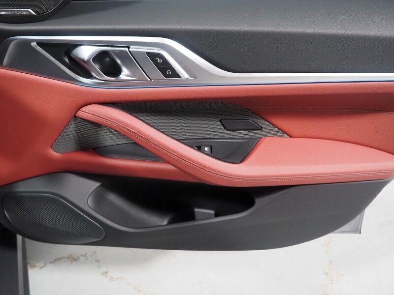 2023 BMW i4 eDrive35 Gran Coupe *HEADS-UP DISPLAY, NAVIGATION, CURVED DISPLAY, SAFETY ALERTS, 360 CAMERAS, MOONROOF, LEATHER, HEATED SEATS/STEERING, COMFORT ACCESS, 19 INCH WHEELS, HARMAN/KARDON, WIRELESS CHARGING, ANDROID & APPLE Round Rock TX