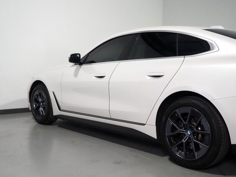 2023 BMW i4 eDrive35 Gran Coupe *HEADS-UP DISPLAY, NAVIGATION, CURVED DISPLAY, SAFETY ALERTS, 360 VIEW CAMERAS, MOONROOF, HEATED SEATS/STEERING, COMFORT ACCESS, ICONIC SOUNDS, HARMAN/KARDON, ANDROID & APPLE Round Rock TX
