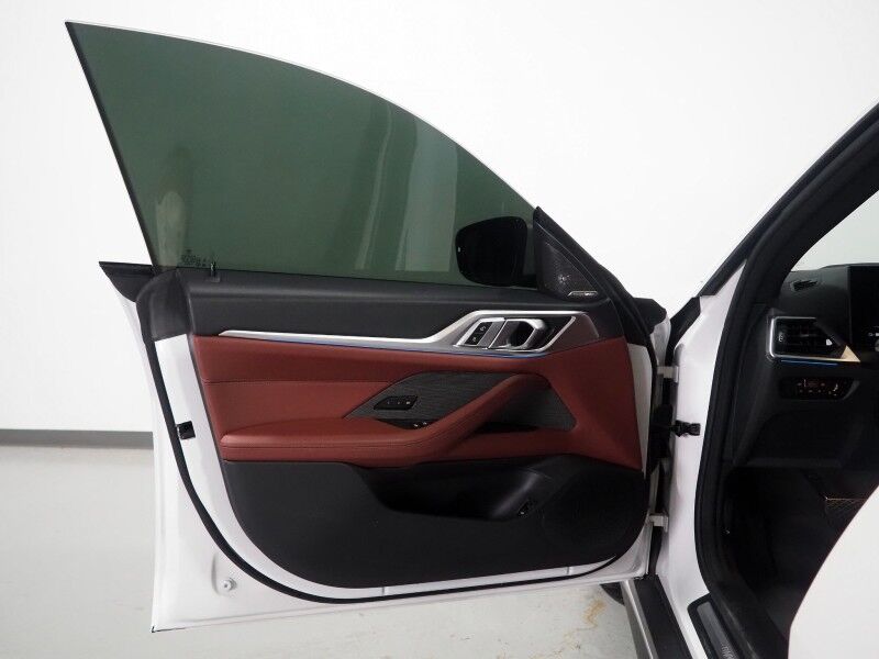 2023 BMW i4 eDrive35 Gran Coupe *HEADS-UP DISPLAY, NAVIGATION, CURVED DISPLAY, SAFETY ALERTS, 360 VIEW CAMERAS, MOONROOF, HEATED SEATS/STEERING, COMFORT ACCESS, ICONIC SOUNDS, HARMAN/KARDON, ANDROID & APPLE Round Rock TX