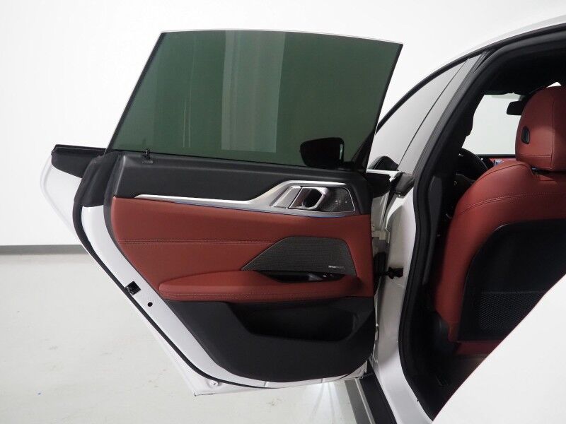 2023 BMW i4 eDrive35 Gran Coupe *HEADS-UP DISPLAY, NAVIGATION, CURVED DISPLAY, SAFETY ALERTS, 360 VIEW CAMERAS, MOONROOF, HEATED SEATS/STEERING, COMFORT ACCESS, ICONIC SOUNDS, HARMAN/KARDON, ANDROID & APPLE Round Rock TX