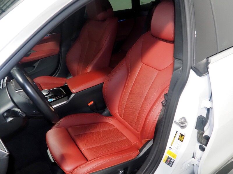 2023 BMW i4 eDrive35 Gran Coupe *HEADS-UP DISPLAY, NAVIGATION, CURVED DISPLAY, SAFETY ALERTS, 360 VIEW CAMERAS, MOONROOF, HEATED SEATS/STEERING, COMFORT ACCESS, ICONIC SOUNDS, HARMAN/KARDON, ANDROID & APPLE Round Rock TX