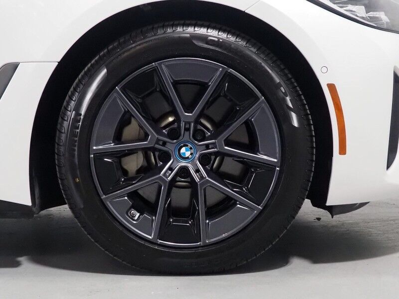 2023 BMW i4 eDrive35 Gran Coupe *HEADS-UP DISPLAY, NAVIGATION, CURVED DISPLAY, SAFETY ALERTS, 360 VIEW CAMERAS, MOONROOF, HEATED SEATS/STEERING, COMFORT ACCESS, ICONIC SOUNDS, HARMAN/KARDON, ANDROID & APPLE Round Rock TX