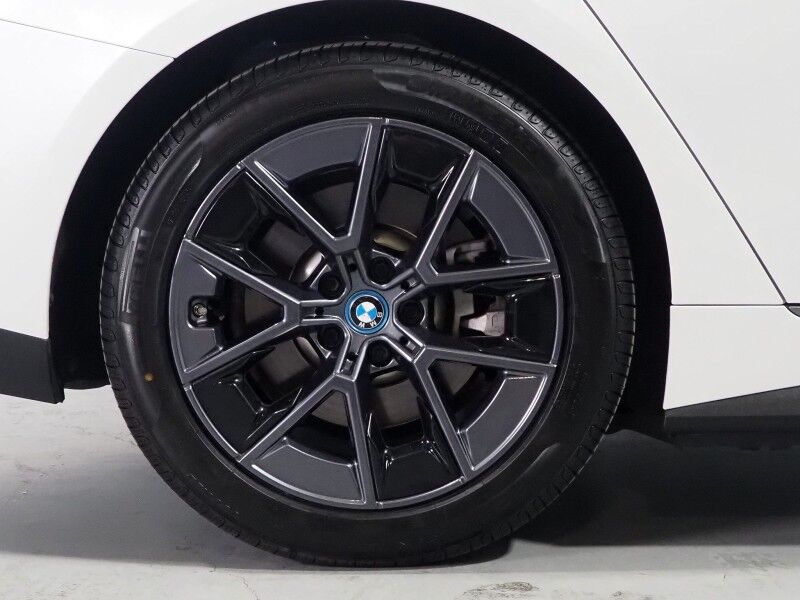 2023 BMW i4 eDrive35 Gran Coupe *HEADS-UP DISPLAY, NAVIGATION, CURVED DISPLAY, SAFETY ALERTS, 360 VIEW CAMERAS, MOONROOF, HEATED SEATS/STEERING, COMFORT ACCESS, ICONIC SOUNDS, HARMAN/KARDON, ANDROID & APPLE Round Rock TX