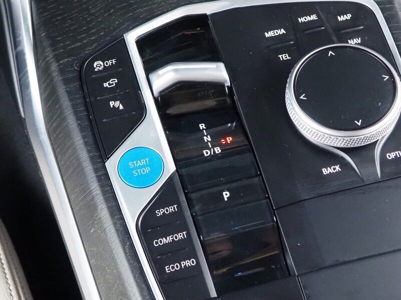 2023 BMW i4 eDrive35 Gran Coupe *NAVIGATION, CURVED DISPLAY, ADAPTIVE CRUISE, SAFETY ALERTS, 360 CAMERAS, MOONROOF, LEATHER, HEATED SEATS/STEERING, HARMAN/KARDON, WIRELESS CHARGING, ANDROID & APPLE Round Rock TX