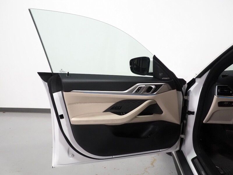 2023 BMW i4 eDrive35 Gran Coupe *NAVIGATION, CURVED DISPLAY, ADAPTIVE CRUISE, SAFETY ALERTS, 360 CAMERAS, MOONROOF, LEATHER, HEATED SEATS/STEERING, HARMAN/KARDON, WIRELESS CHARGING, ANDROID & APPLE Round Rock TX