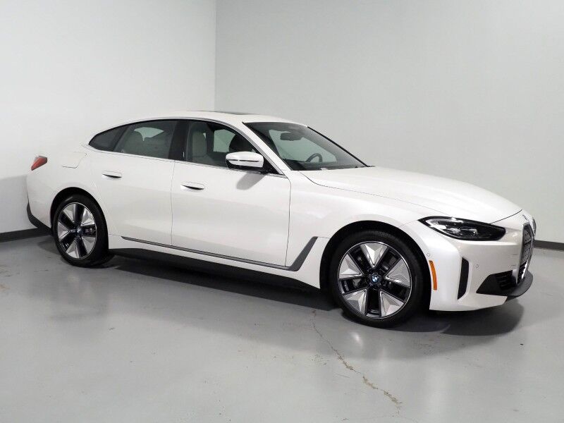 2023 BMW i4 eDrive35 Gran Coupe *NAVIGATION, CURVED DISPLAY, ADAPTIVE CRUISE, SAFETY ALERTS, 360 CAMERAS, MOONROOF, LEATHER, HEATED SEATS/STEERING, HARMAN/KARDON, WIRELESS CHARGING, ANDROID & APPLE