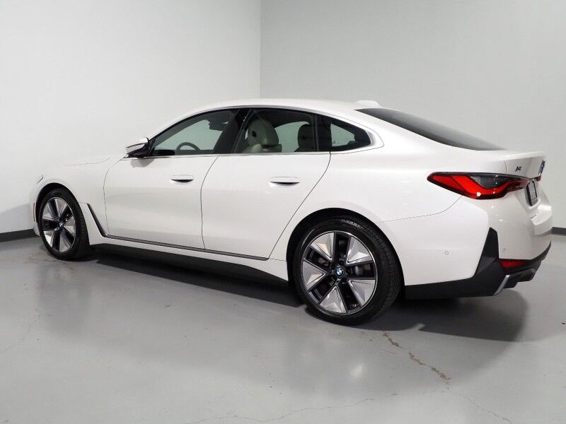 2023 BMW i4 eDrive35 Gran Coupe *NAVIGATION, CURVED DISPLAY, ADAPTIVE CRUISE, SAFETY ALERTS, 360 CAMERAS, MOONROOF, LEATHER, HEATED SEATS/STEERING, HARMAN/KARDON, WIRELESS CHARGING, ANDROID & APPLE Round Rock TX