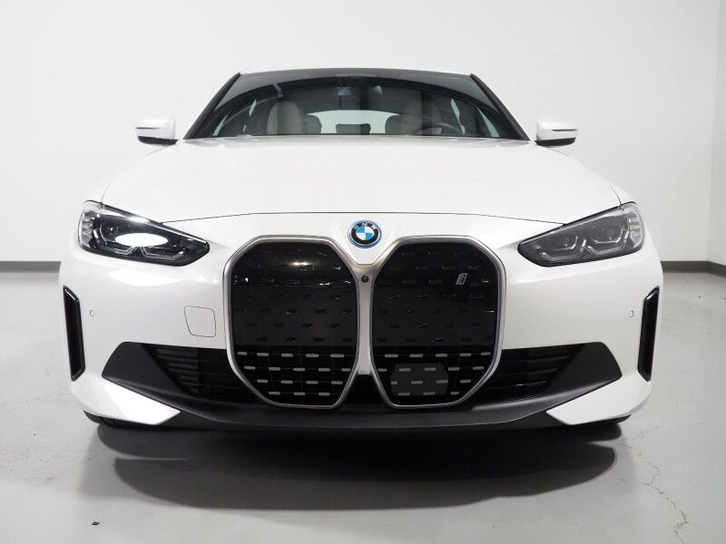 2023 BMW i4 eDrive35 Gran Coupe *NAVIGATION, CURVED DISPLAY, ADAPTIVE CRUISE, SAFETY ALERTS, 360 CAMERAS, MOONROOF, LEATHER, HEATED SEATS/STEERING, HARMAN/KARDON, WIRELESS CHARGING, ANDROID & APPLE Round Rock TX