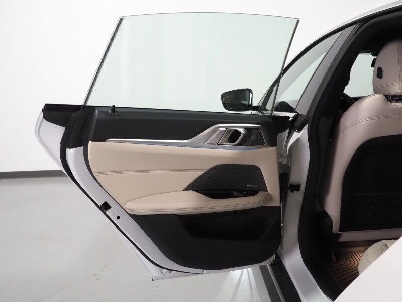 2023 BMW i4 eDrive35 Gran Coupe *NAVIGATION, CURVED DISPLAY, ADAPTIVE CRUISE, SAFETY ALERTS, 360 CAMERAS, MOONROOF, LEATHER, HEATED SEATS/STEERING, HARMAN/KARDON, WIRELESS CHARGING, ANDROID & APPLE Round Rock TX