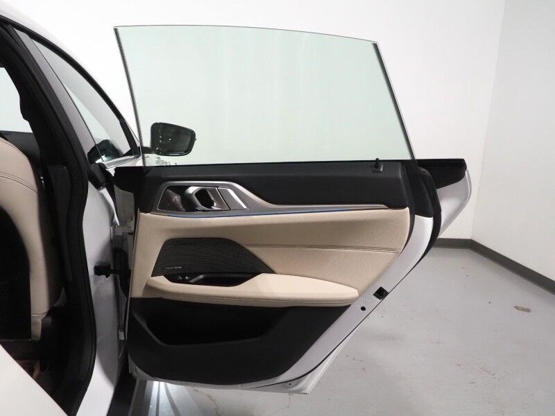 2023 BMW i4 eDrive35 Gran Coupe *NAVIGATION, CURVED DISPLAY, ADAPTIVE CRUISE, SAFETY ALERTS, 360 CAMERAS, MOONROOF, LEATHER, HEATED SEATS/STEERING, HARMAN/KARDON, WIRELESS CHARGING, ANDROID & APPLE Round Rock TX