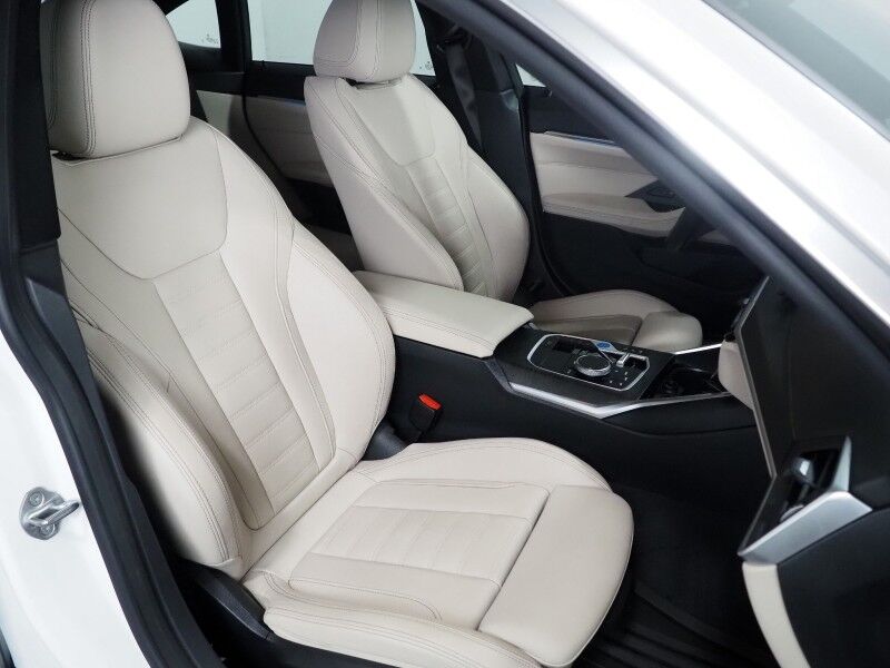 2023 BMW i4 eDrive35 Gran Coupe *NAVIGATION, CURVED DISPLAY, ADAPTIVE CRUISE, SAFETY ALERTS, 360 CAMERAS, MOONROOF, LEATHER, HEATED SEATS/STEERING, HARMAN/KARDON, WIRELESS CHARGING, ANDROID & APPLE