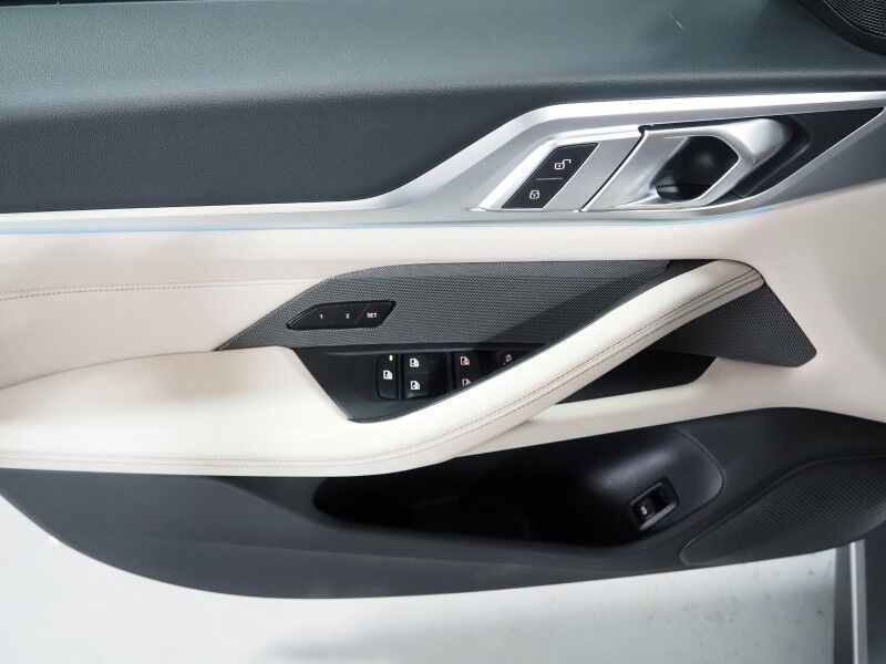 2023 BMW i4 eDrive35 Gran Coupe *NAVIGATION, CURVED DISPLAY, ADAPTIVE CRUISE, SAFETY ALERTS, 360 CAMERAS, MOONROOF, LEATHER, HEATED SEATS/STEERING, HARMAN/KARDON, WIRELESS CHARGING, ANDROID & APPLE Round Rock TX