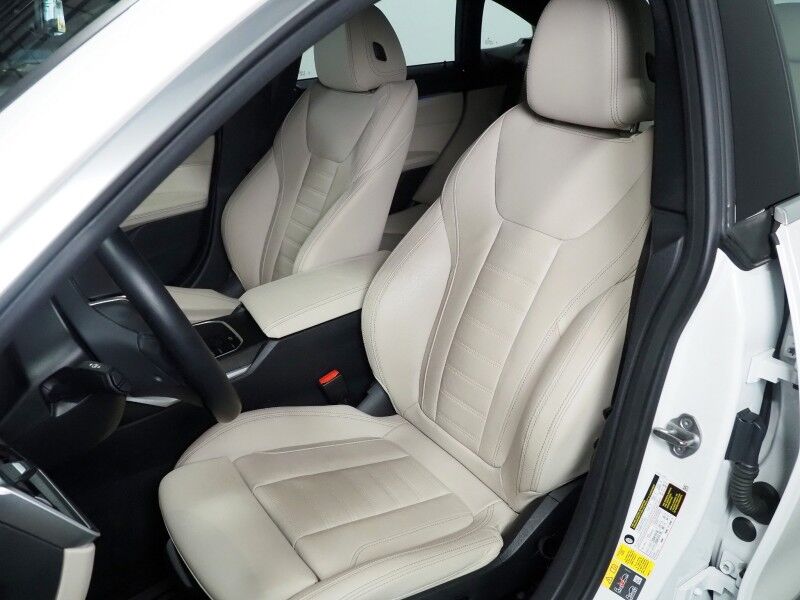2023 BMW i4 eDrive35 Gran Coupe *NAVIGATION, CURVED DISPLAY, ADAPTIVE CRUISE, SAFETY ALERTS, 360 CAMERAS, MOONROOF, LEATHER, HEATED SEATS/STEERING, HARMAN/KARDON, WIRELESS CHARGING, ANDROID & APPLE Round Rock TX