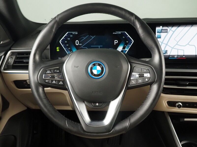 2023 BMW i4 eDrive35 Gran Coupe *NAVIGATION, CURVED DISPLAY, ADAPTIVE CRUISE, SAFETY ALERTS, 360 CAMERAS, MOONROOF, LEATHER, HEATED SEATS/STEERING, HARMAN/KARDON, WIRELESS CHARGING, ANDROID & APPLE Round Rock TX