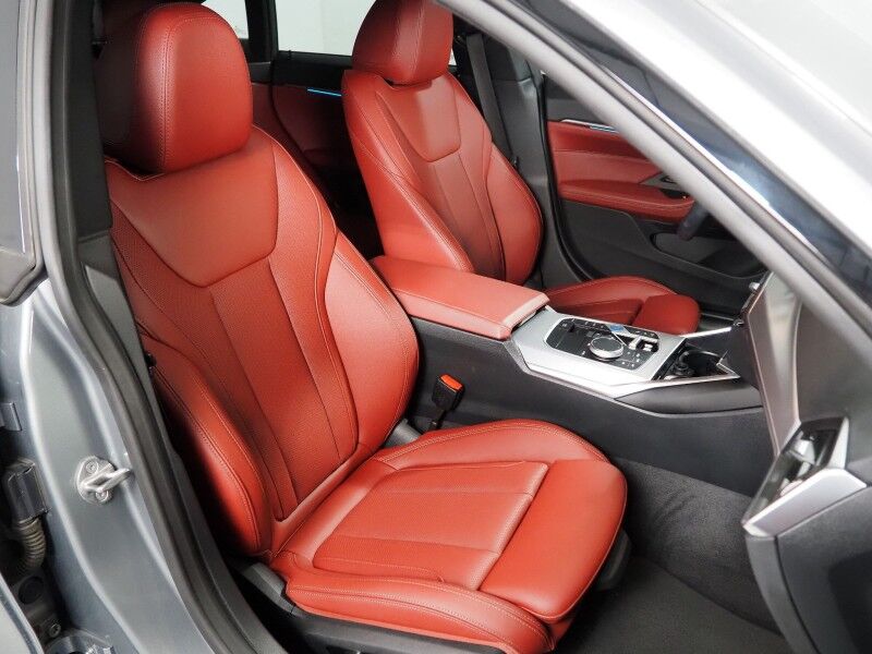 2023 BMW i4 eDrive35 Gran Coupe *NAVIGATION, CURVED DISPLAY, ADAPTIVE CRUISE, SAFETY ALERTS, 360 VIEW CAMERAS, MOONROOF, HEATED SEATS/STEERING, COMFORT ACCESS, HARMAN/KARDON, ANDROID & APPLE