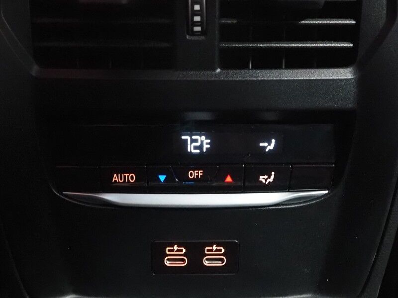 2023 BMW i4 eDrive35 Gran Coupe *NAVIGATION, CURVED DISPLAY, ADAPTIVE CRUISE, SAFETY ALERTS, 360 VIEW CAMERAS, MOONROOF, HEATED SEATS/STEERING, COMFORT ACCESS, HARMAN/KARDON, ANDROID & APPLE Round Rock TX