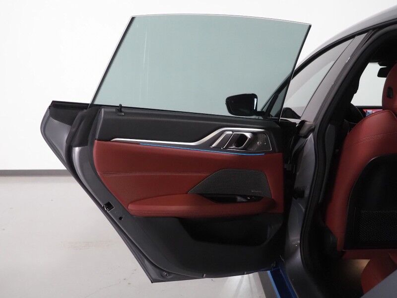 2023 BMW i4 eDrive35 Gran Coupe *NAVIGATION, CURVED DISPLAY, ADAPTIVE CRUISE, SAFETY ALERTS, 360 VIEW CAMERAS, MOONROOF, HEATED SEATS/STEERING, COMFORT ACCESS, HARMAN/KARDON, ANDROID & APPLE Round Rock TX