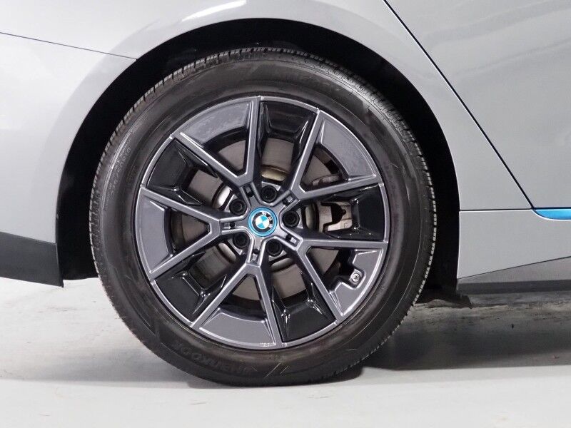 2023 BMW i4 eDrive35 Gran Coupe *NAVIGATION, CURVED DISPLAY, ADAPTIVE CRUISE, SAFETY ALERTS, 360 VIEW CAMERAS, MOONROOF, HEATED SEATS/STEERING, COMFORT ACCESS, HARMAN/KARDON, ANDROID & APPLE Round Rock TX