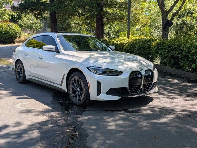 2023 BMW i4 eDrive35