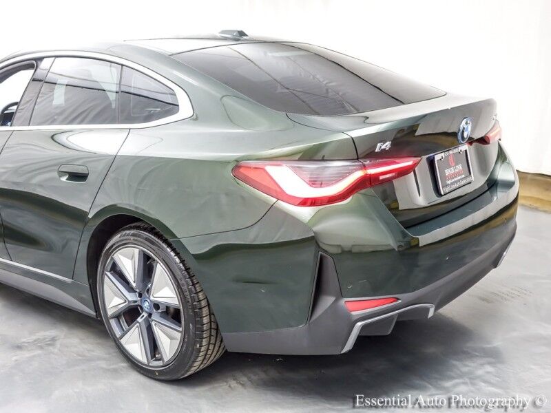 2023 BMW i4 eDrive35 Willowbrook IL