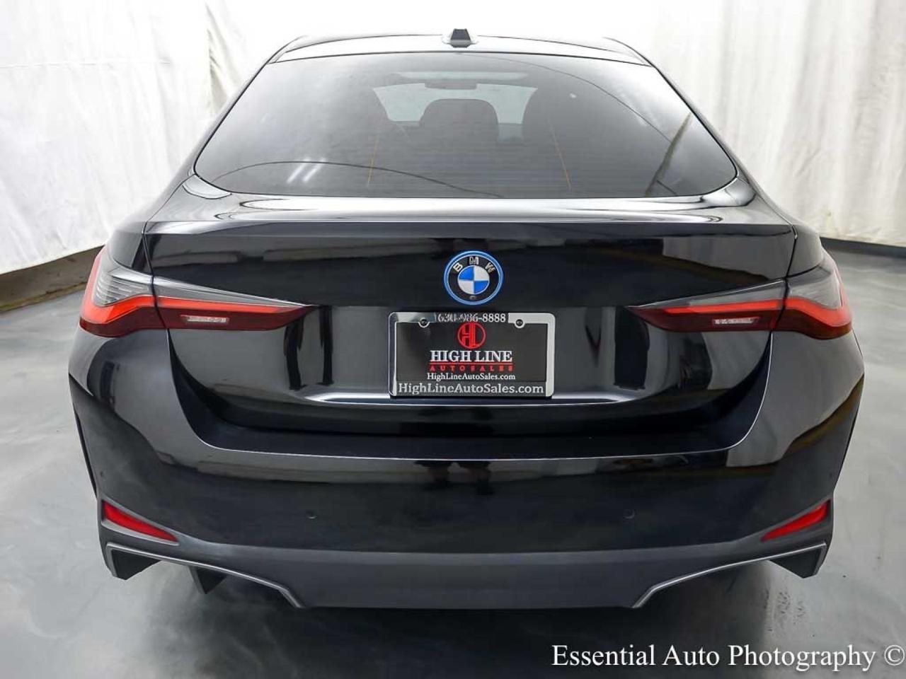 2023 BMW i4 eDrive35 Willowbrook IL