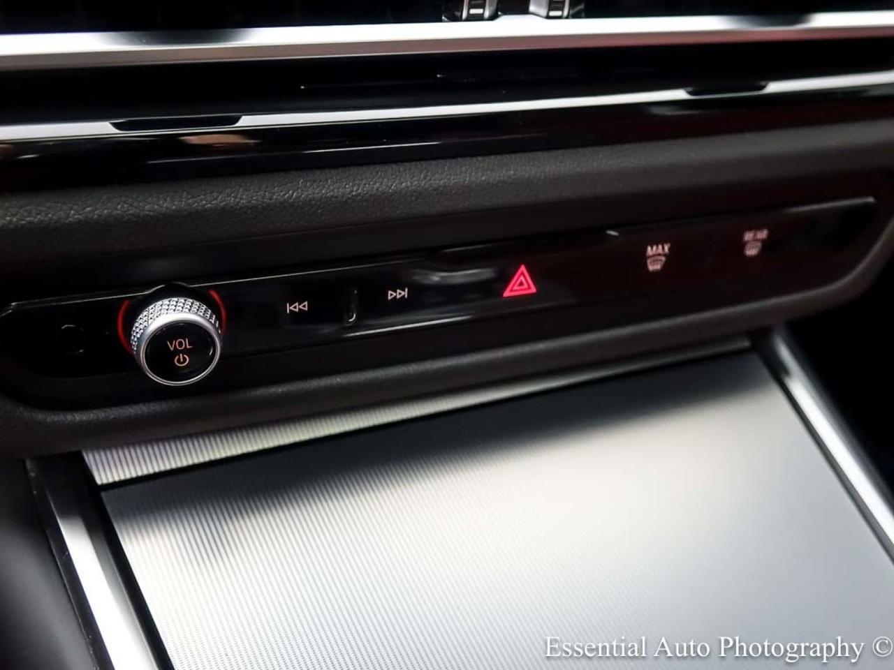 2023 BMW i4 eDrive35 Willowbrook IL